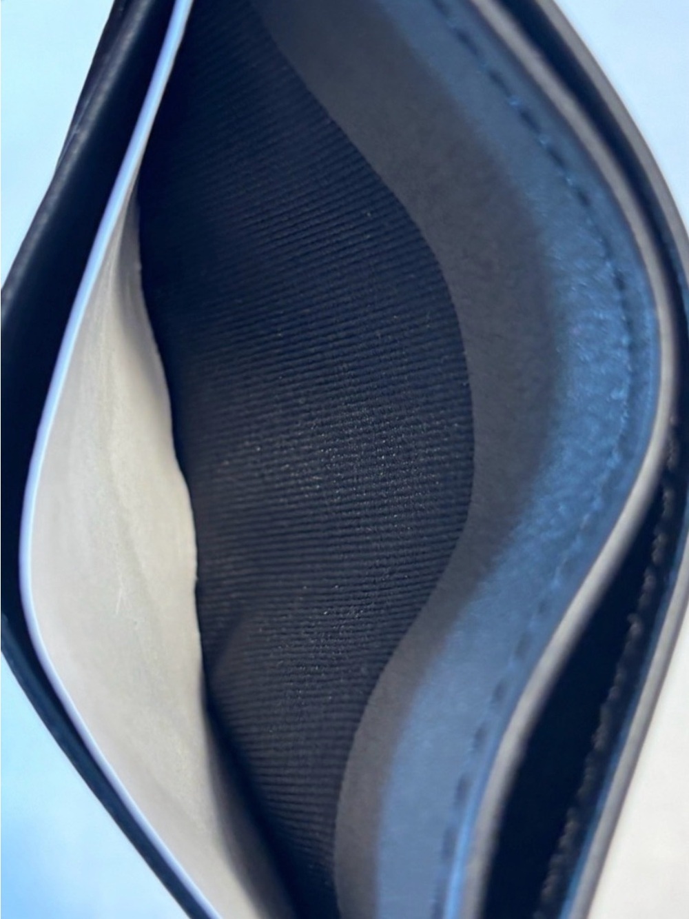 Burberry Black Embossed Leather Card Holder with Fashionphile dustbag - Picture 9 of 15